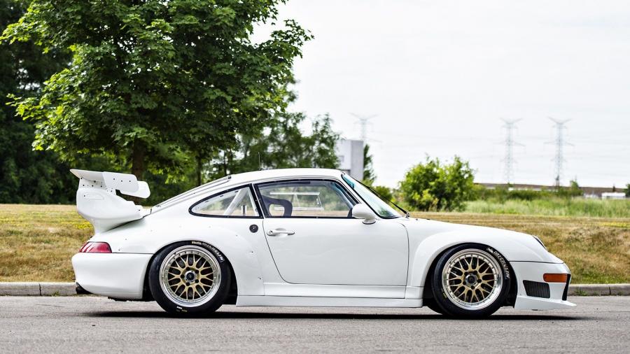  Porsche 911 GT2 Evo 1995 года  (фото 7 из 16)
